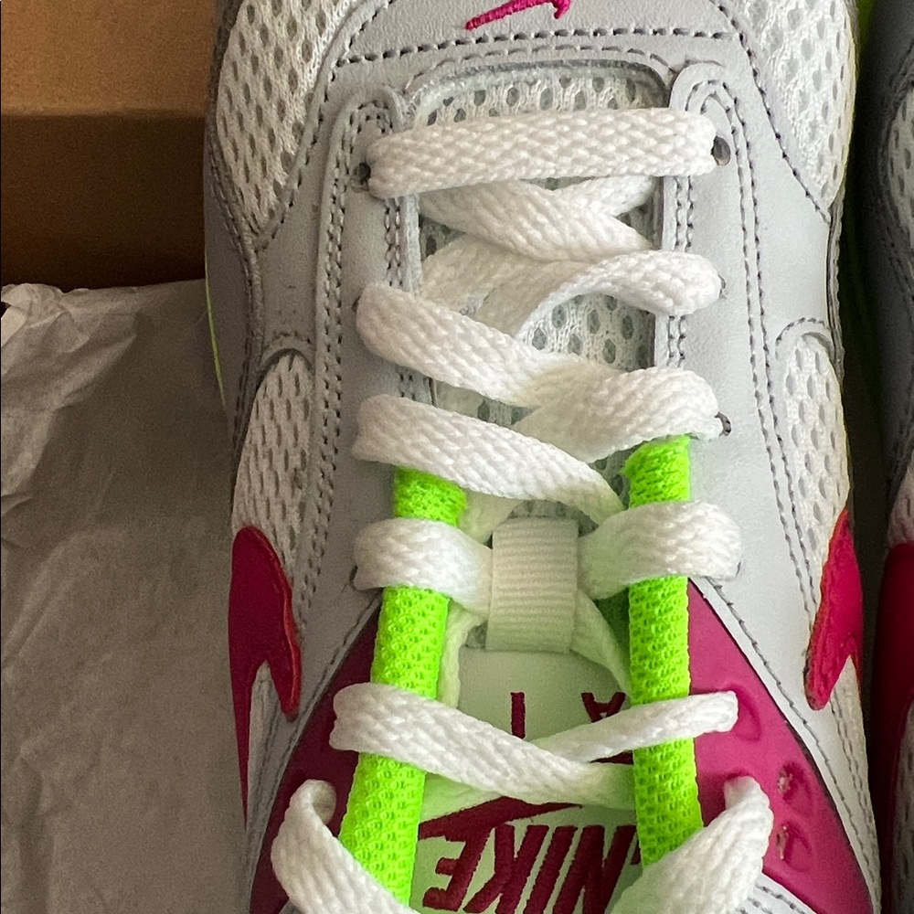 NIKE Air Max Correlate Training Shoes White/Fireberry-Pure Platinum - Picture 13 of 16